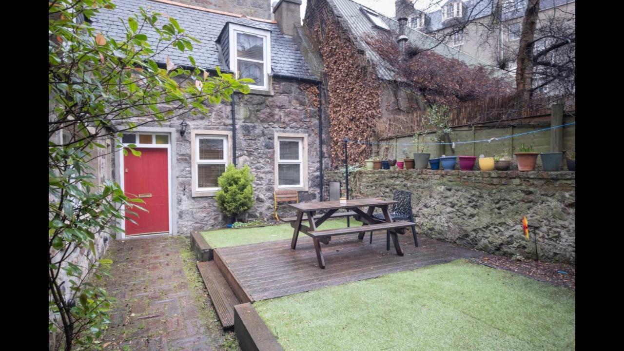 The Cottage Aberdeen Exterior photo