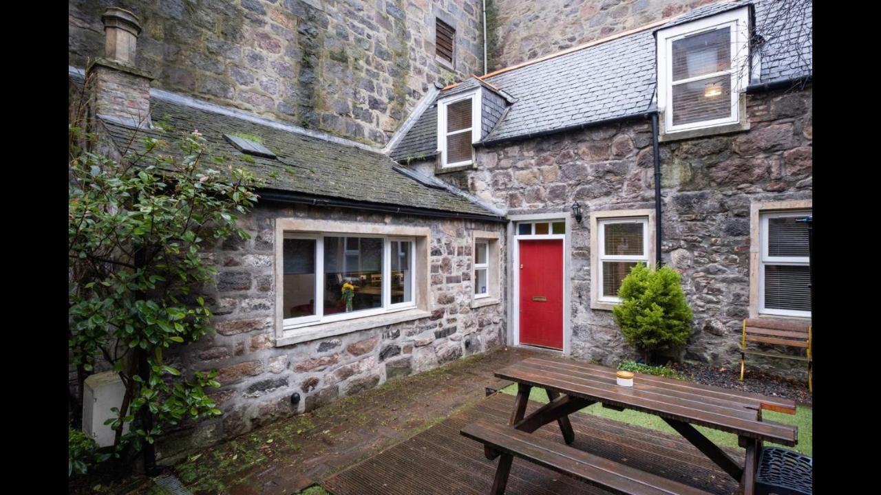 The Cottage Aberdeen Exterior photo